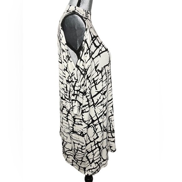 ASOS Black & White Geometric Asymmetrical Mock Neck Tunic, Size S - Picture 6 of 11